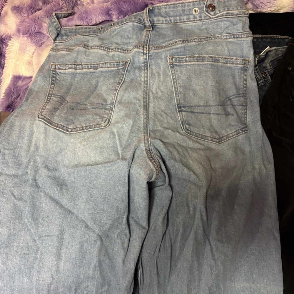 American Eagle Outfitters Light Blue Boyfriend Jeans